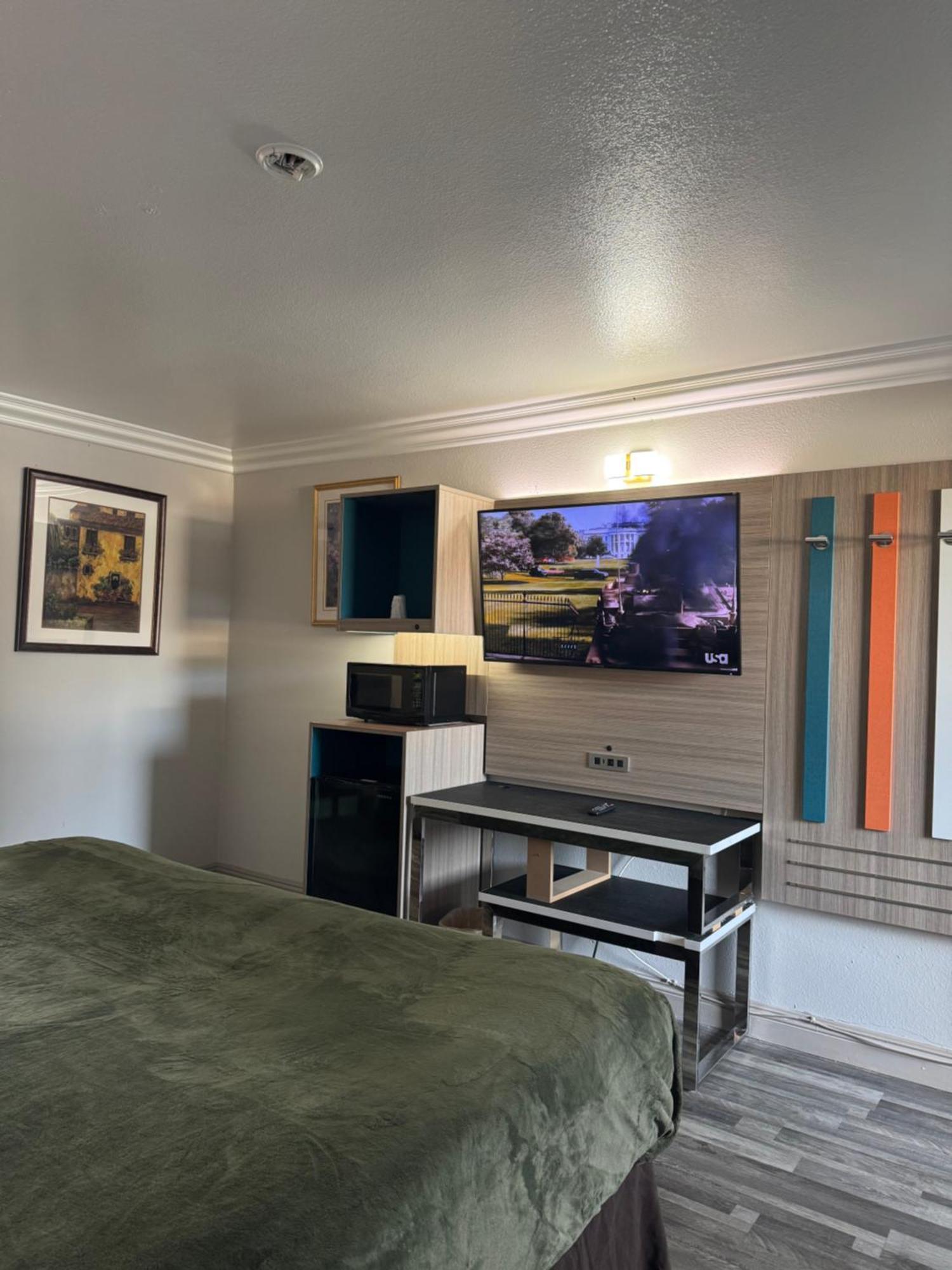 Rodeway Inn Вентура Экстерьер фото